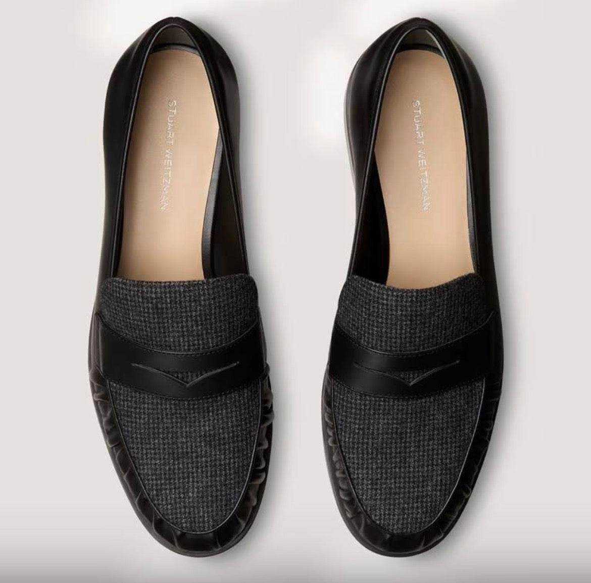 Stuart Weitzman 37