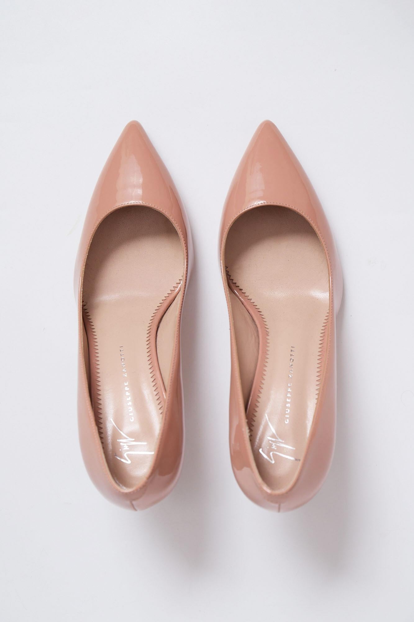 Giuseppe Zanotti розмір 37