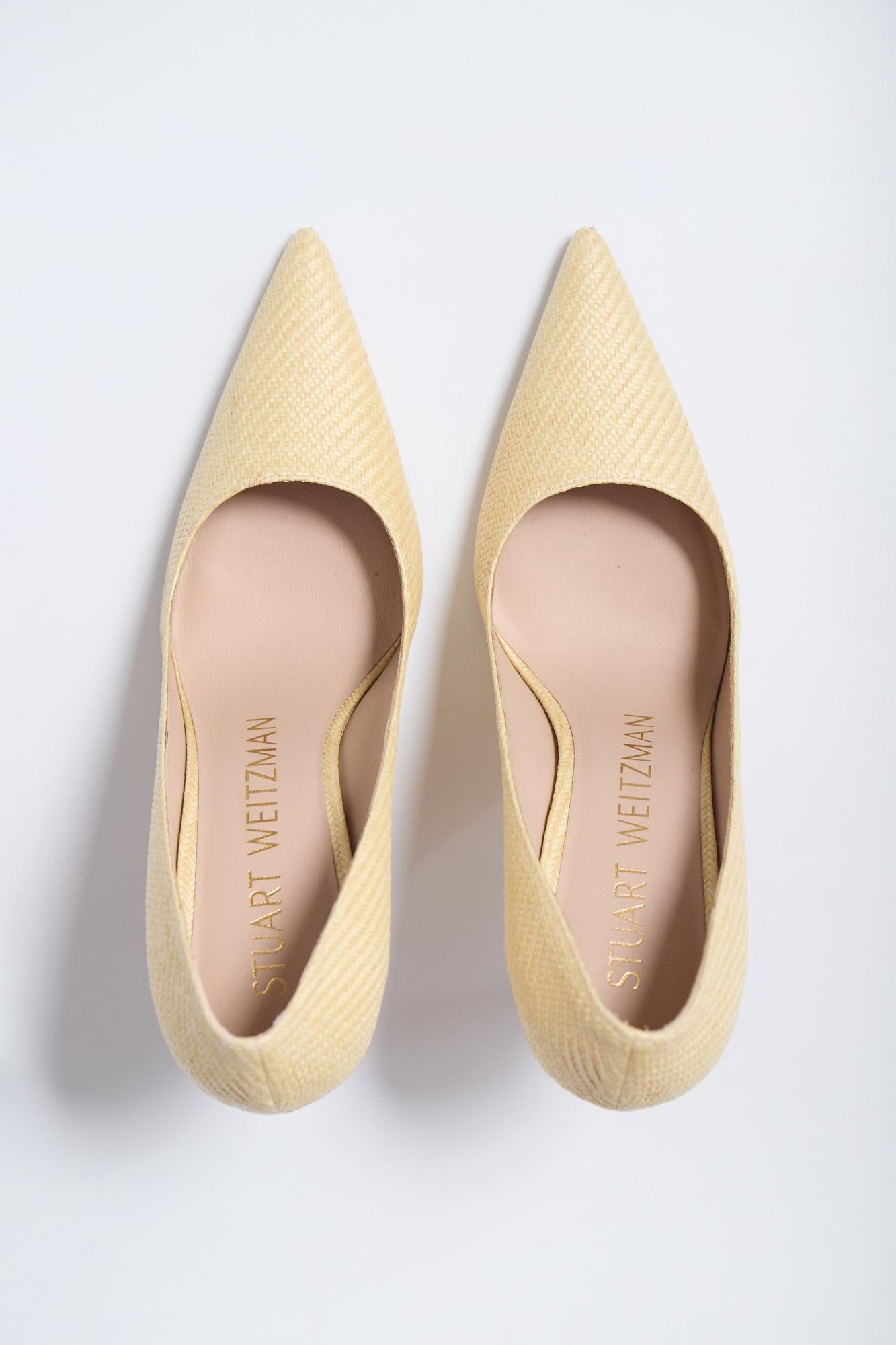 Stuart Weitzman 37