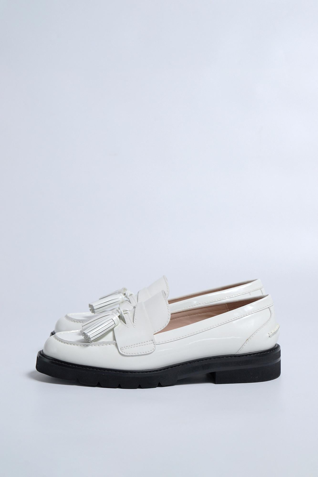 Stuart Weitzman 39