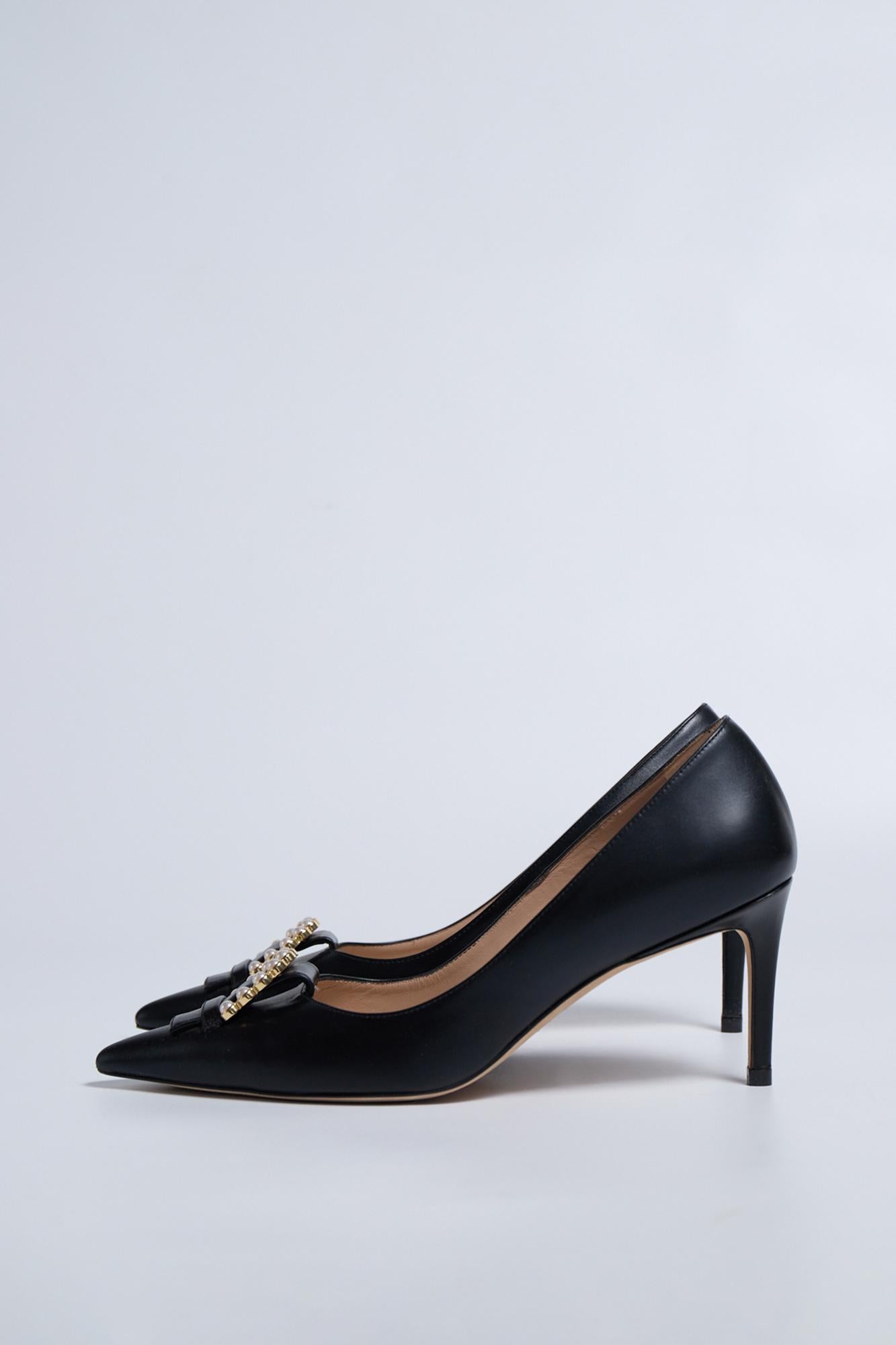 Stuart Weitzman 37.5