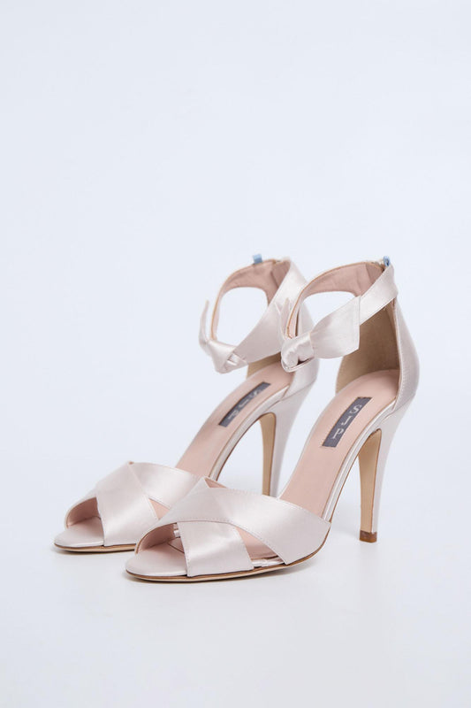 SJP Sarah Jessica Parker 38.5