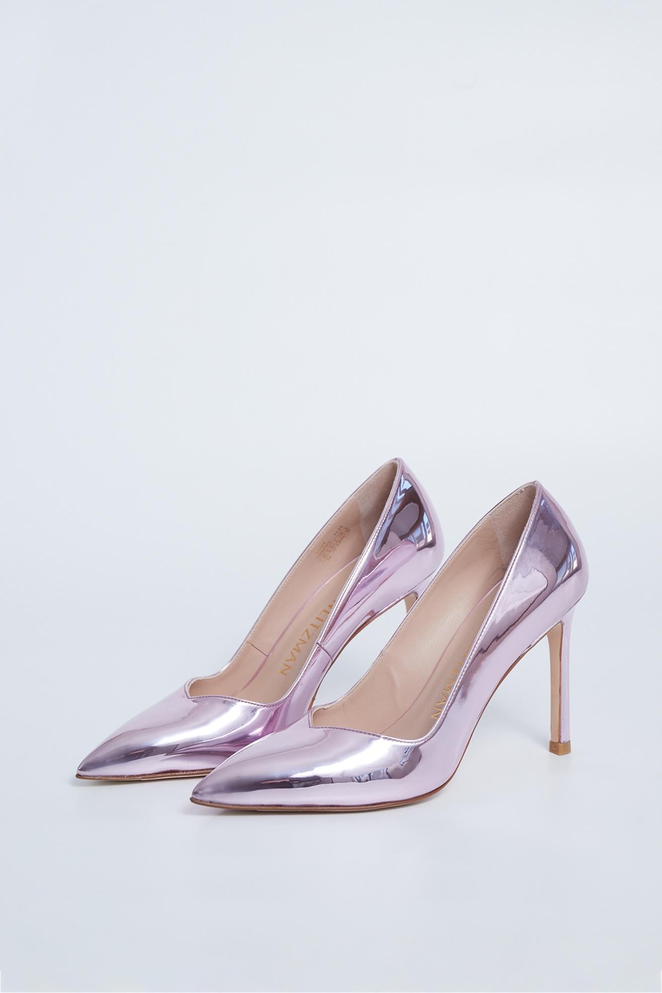 Stuart Weitzman 37