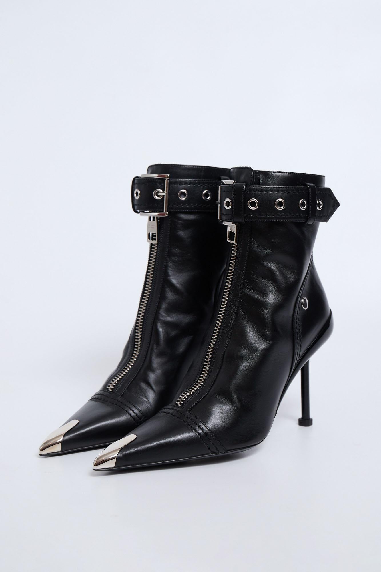 Alexander McQueen 38