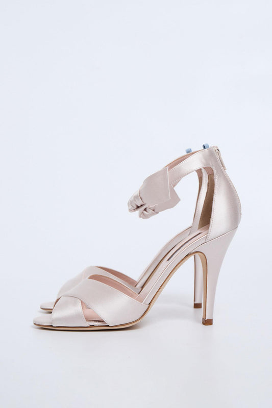 SJP Sarah Jessica Parker 38.5