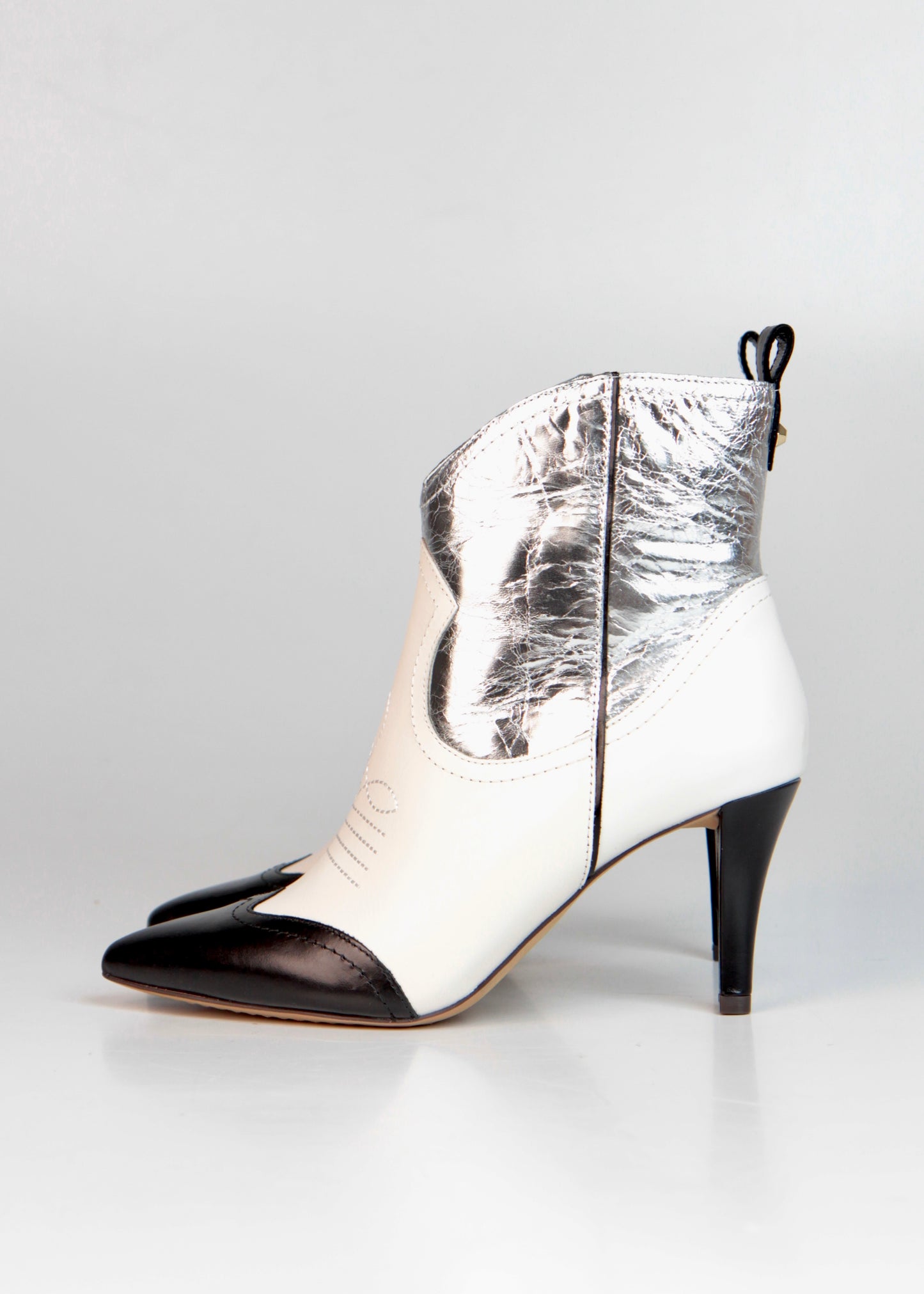 Vince Camuto 37