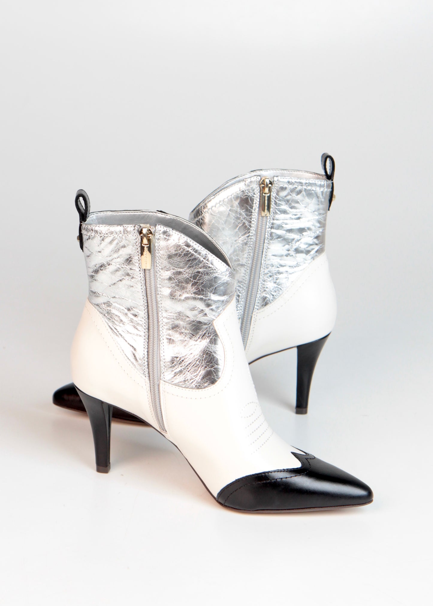 Vince Camuto 37